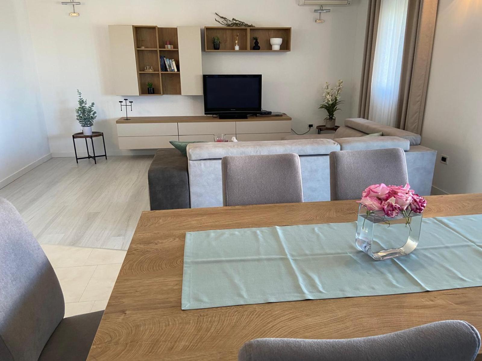 Holiday Home Mihaela Višnjan エクステリア 写真