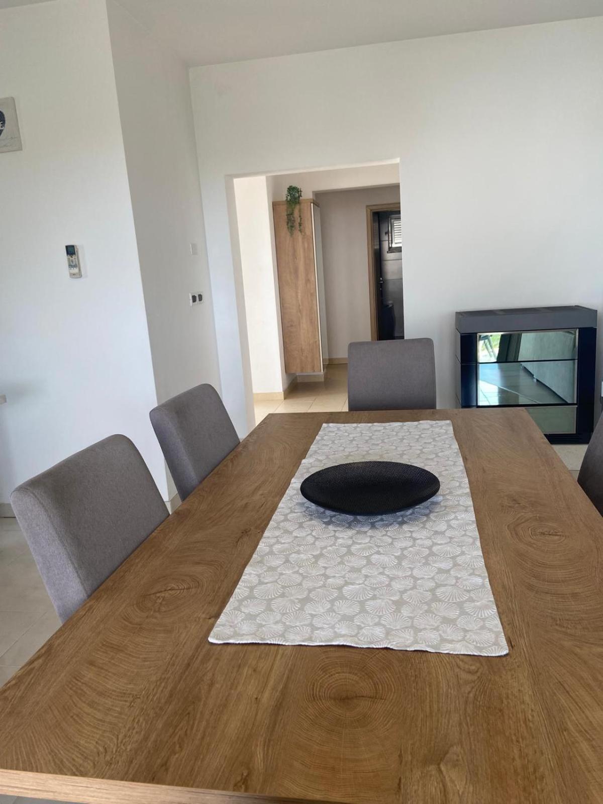 Holiday Home Mihaela Višnjan エクステリア 写真